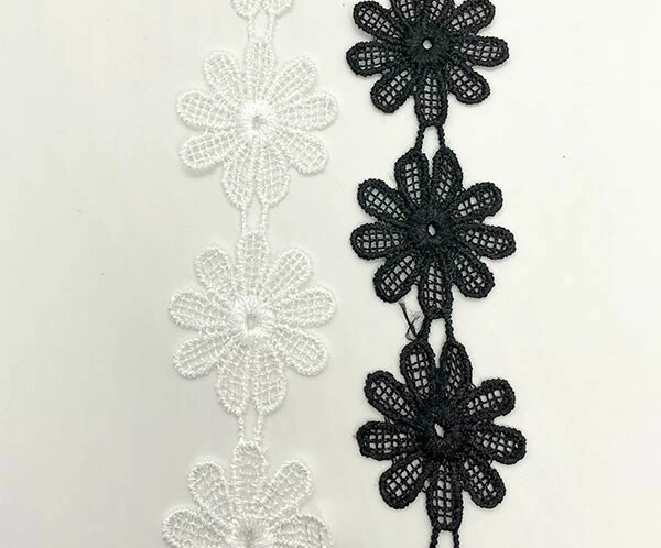 daisy-lace-trim