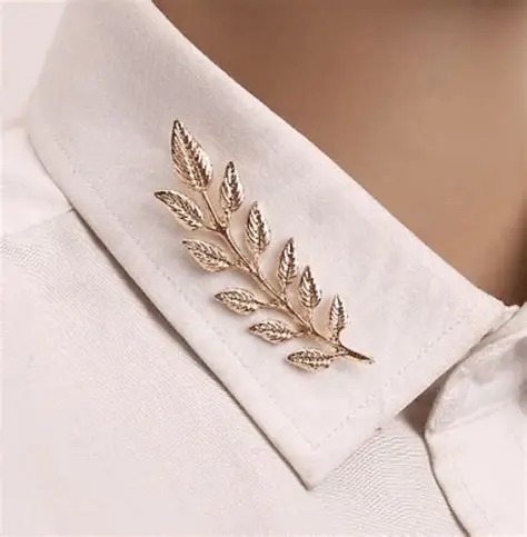 gold-leaf-collar-brooch