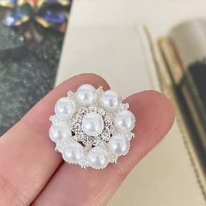 Pearl Cluster Brooch Button